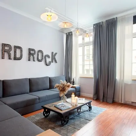 Elite Historic Center *