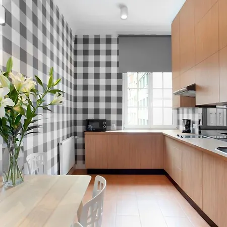 Elite Historic Center